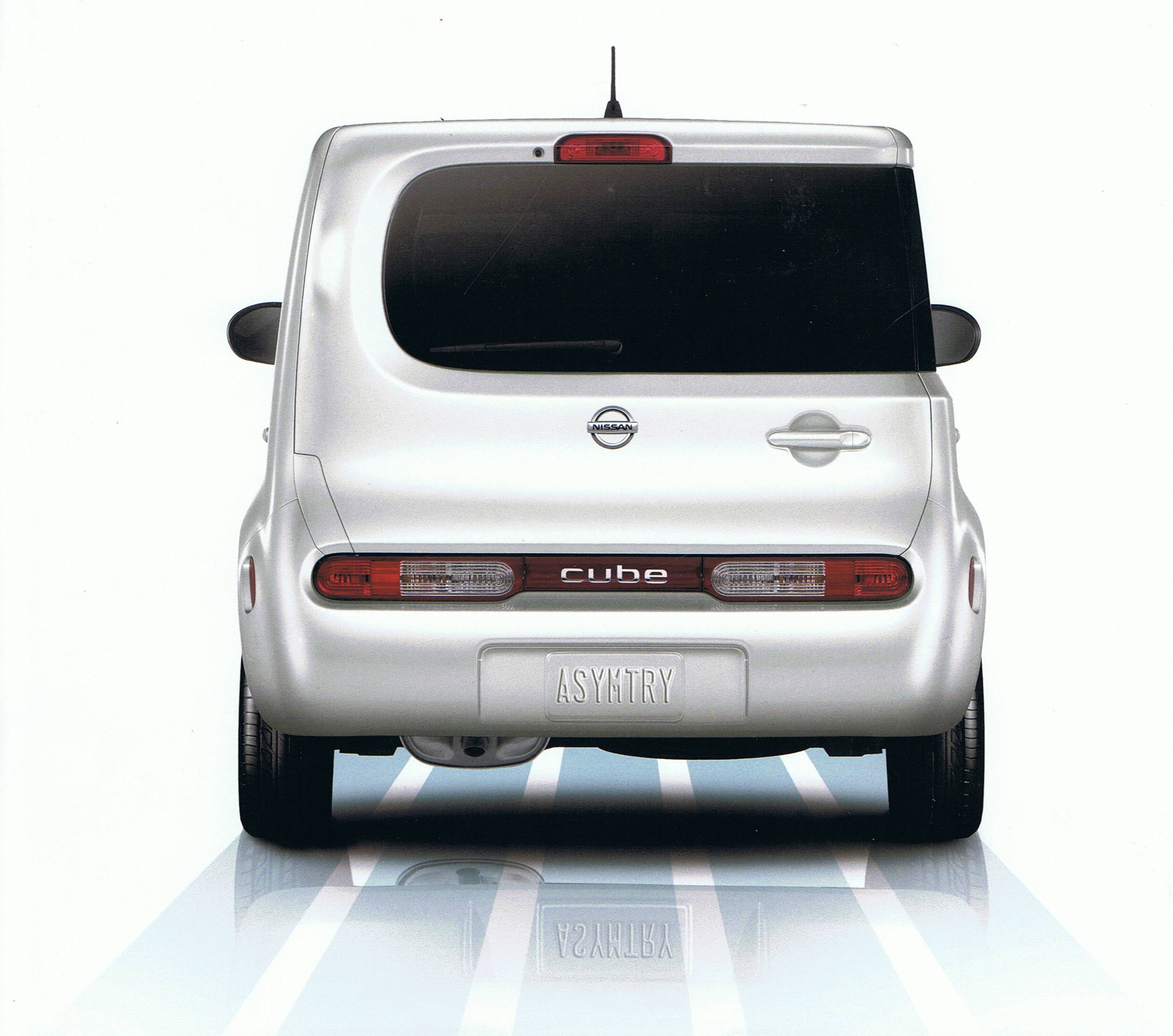 2009 Nissan CUBE review